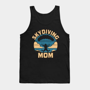 Skydiving Mom, Funny Mother Gift Tank Top